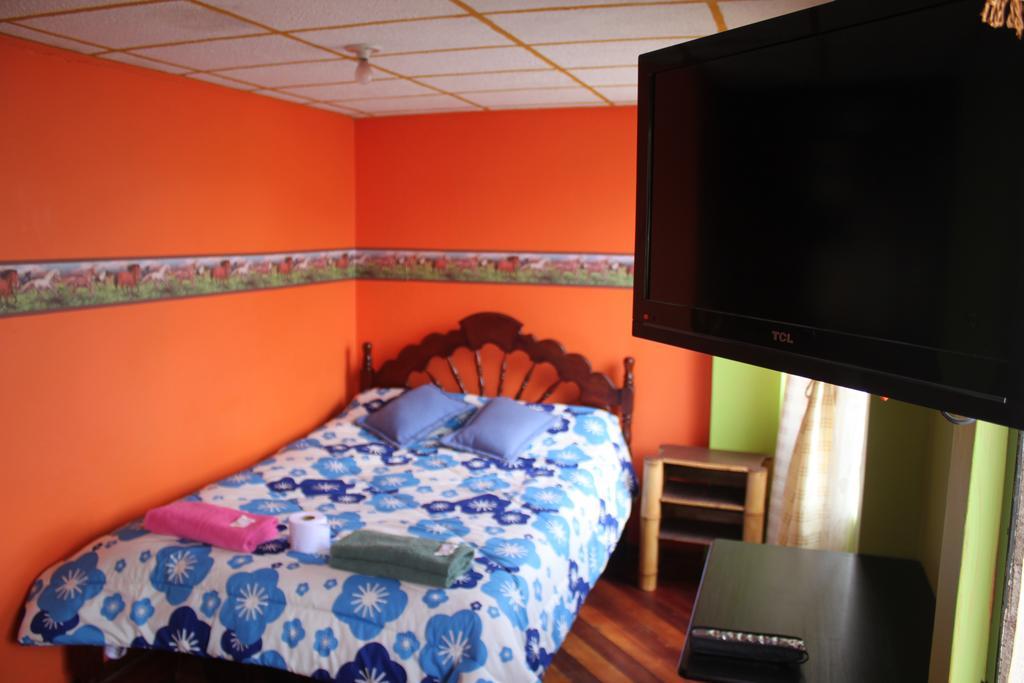 Hostel Sendero De Volcanes Латакунга Екстериор снимка