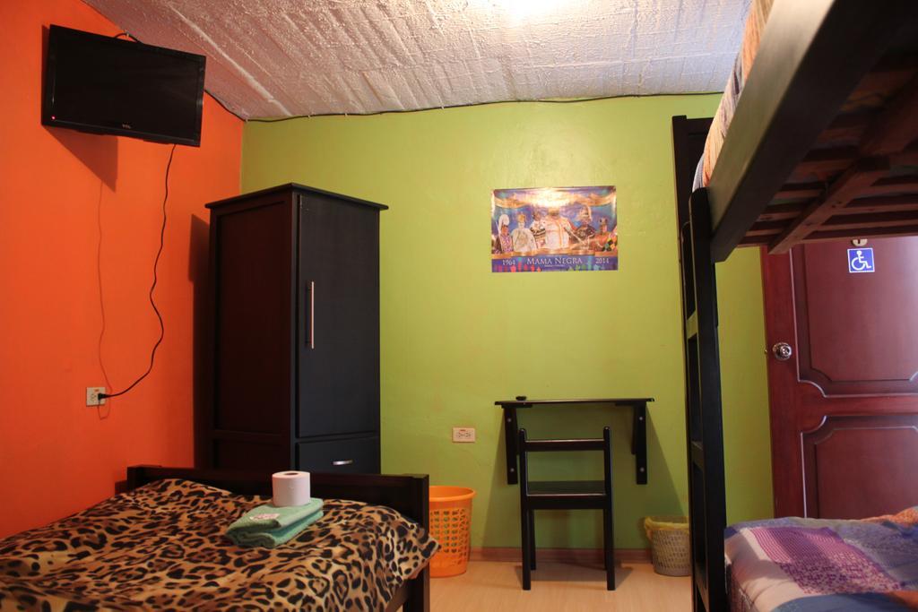 Hostel Sendero De Volcanes Латакунга Екстериор снимка