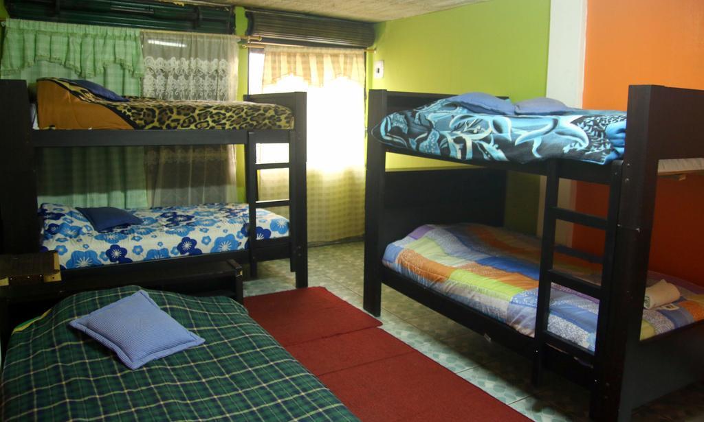 Hostel Sendero De Volcanes Латакунга Екстериор снимка